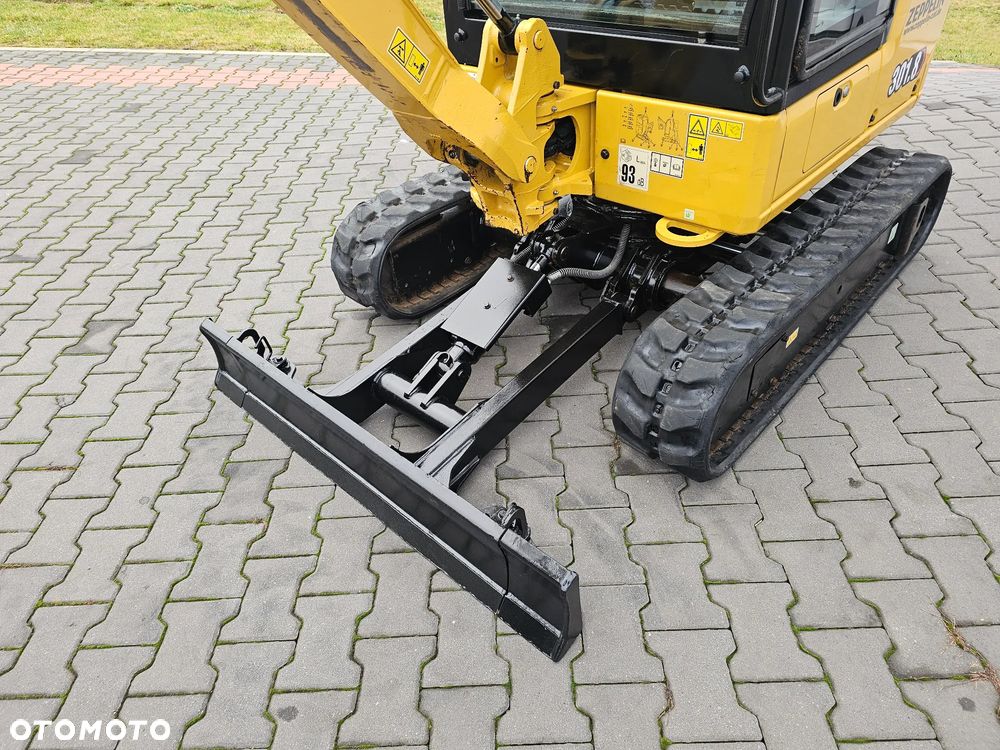 Caterpillar 301.8 05A - 12