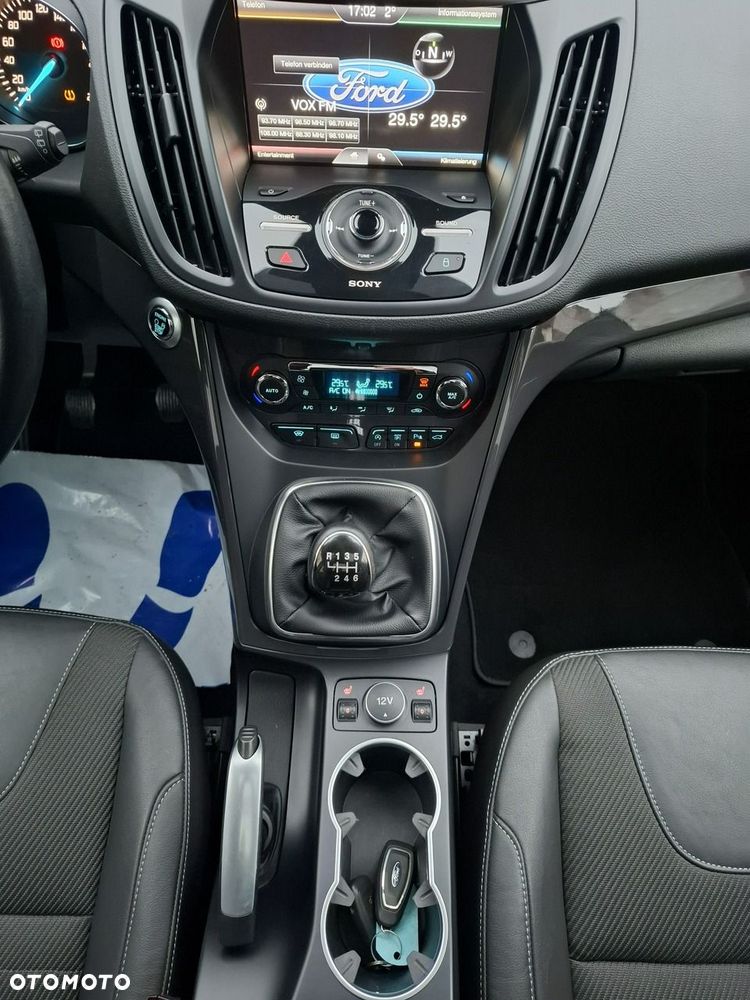 Ford Kuga 1.5 EcoBoost 2x4 Business Edition - 17