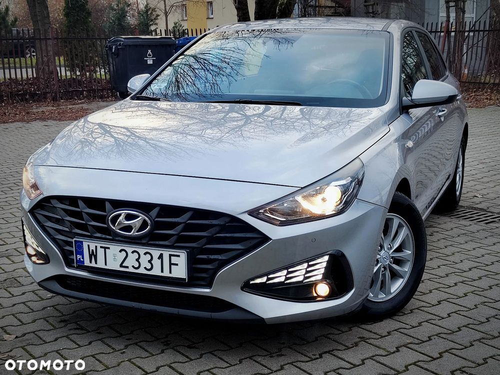 Hyundai i30 1.5 DPI Modern - 1