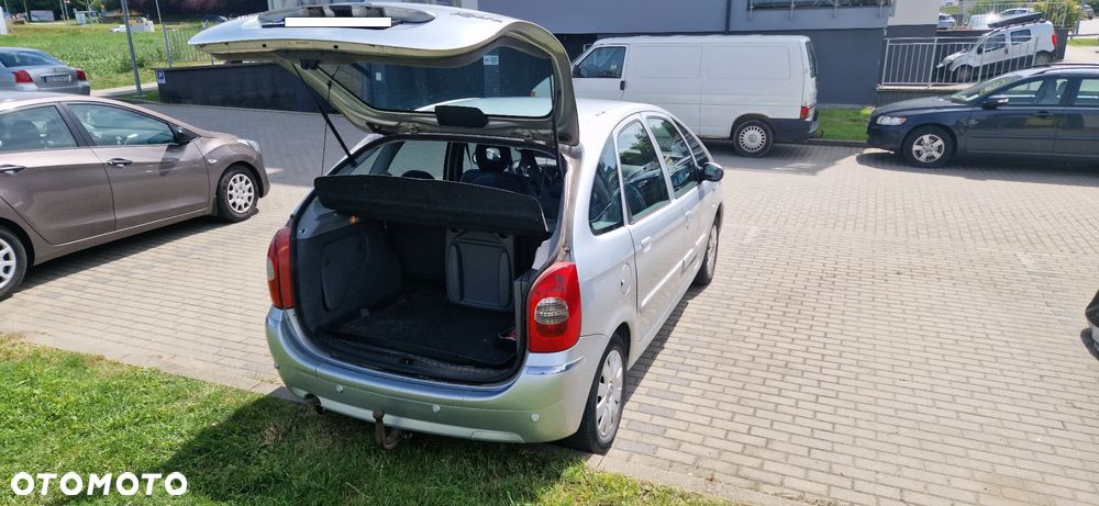 Citroën Xsara Picasso 2.0 16V Exclusive - 5