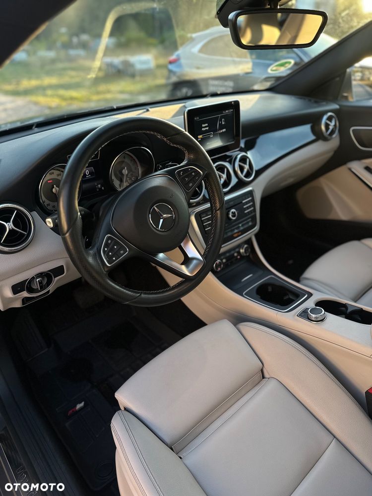 Mercedes-Benz CLA 250 4-Matic Sport - 9