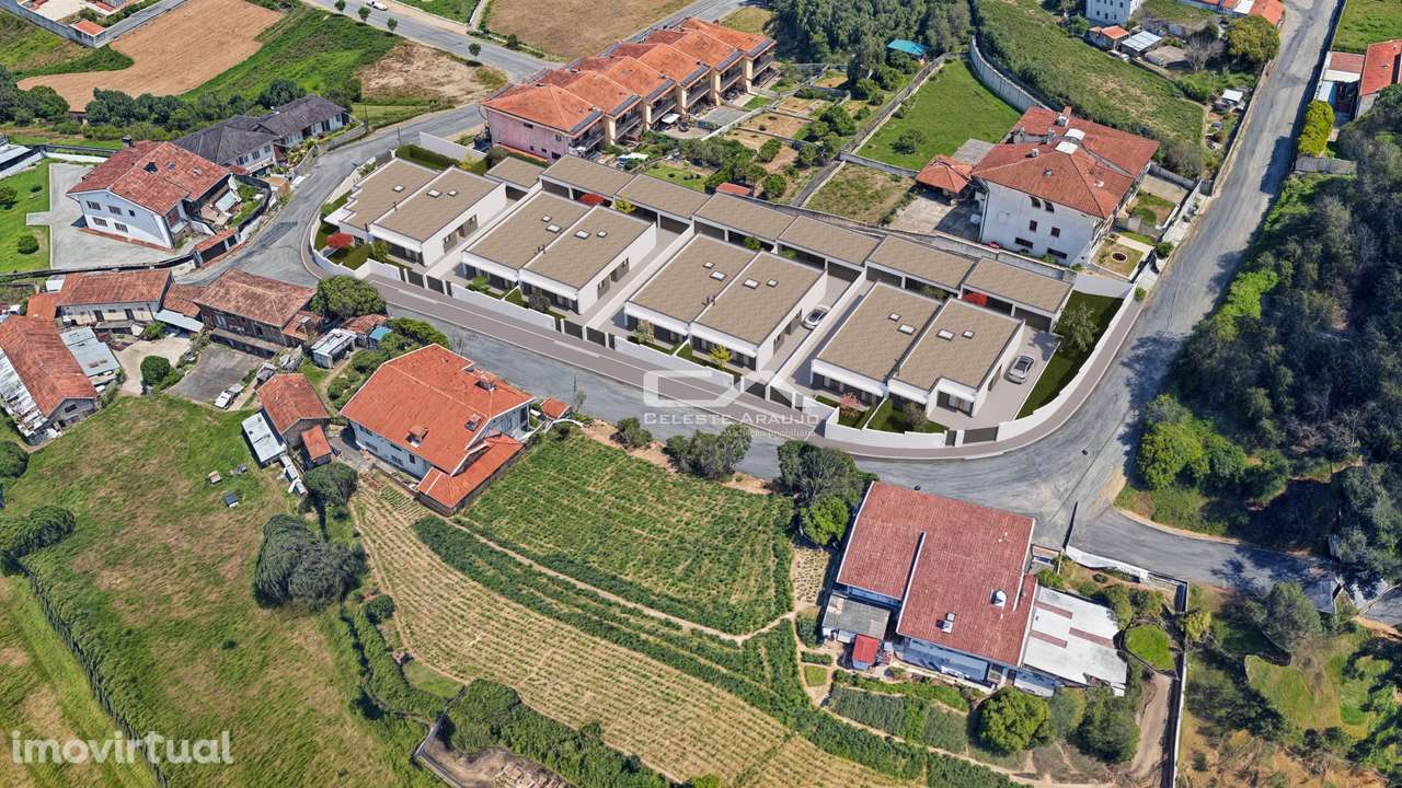 Moradia, 100 m², Santa Maria da Feira, Travanca, Sanfins e Espargo - Grande imagem: 5/15