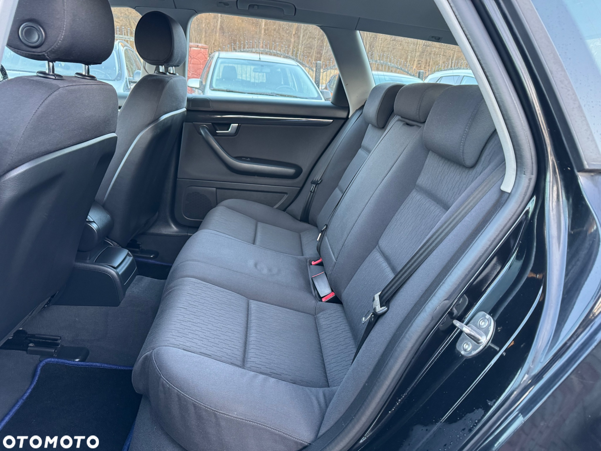 Audi A4 Avant 2.0 TDI - 11