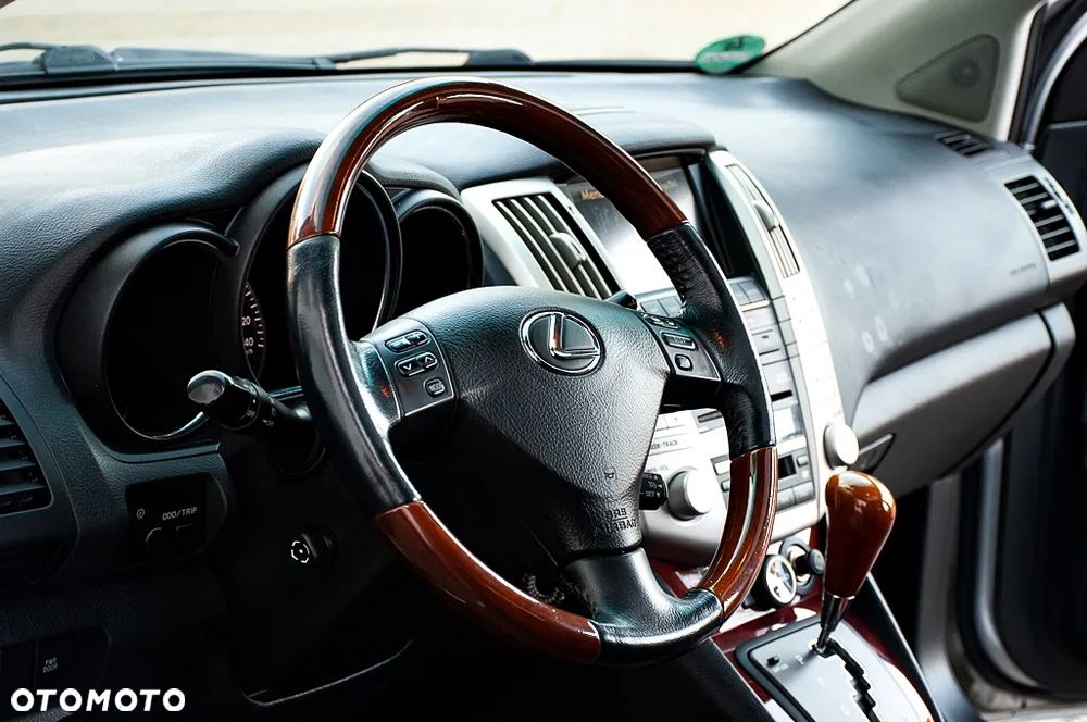 Lexus RX 400h Prestige + - 36