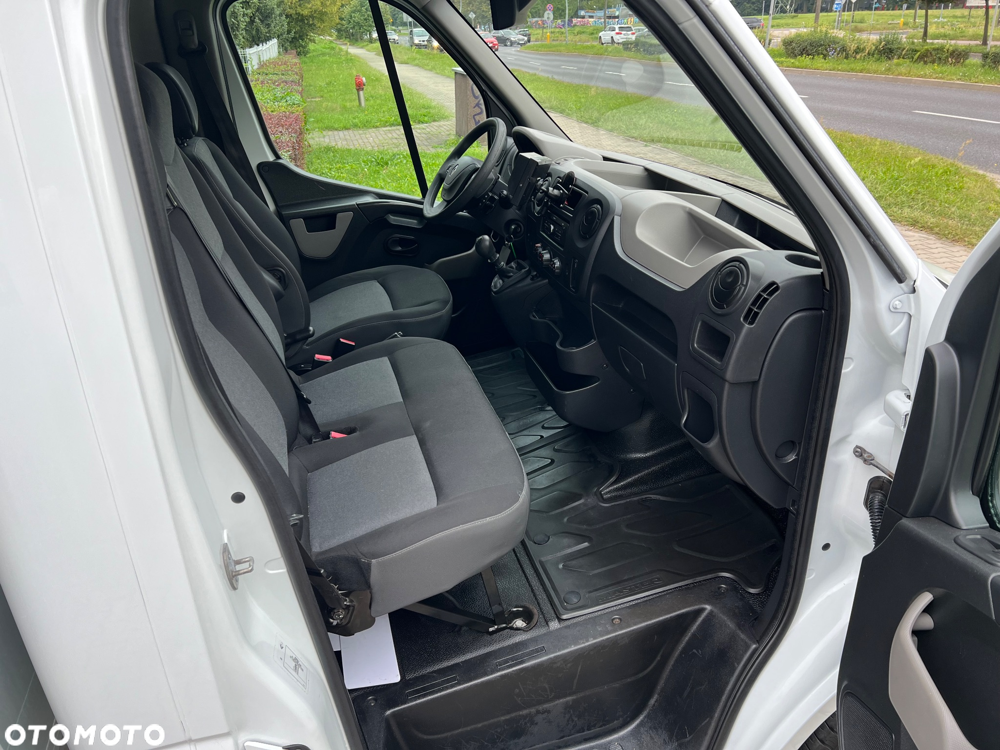 Renault MASTER 2,3 DCI 136KM FIRANKA PLANDEKA NISKI PRZEBIEG - 26