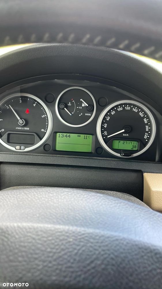 Land Rover Discovery 2.7D V6 HSE - 7