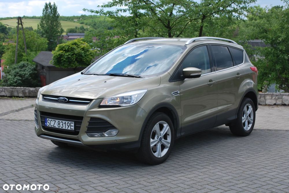 Ford Kuga 2.0 TDCi 2x4 Titanium - 1