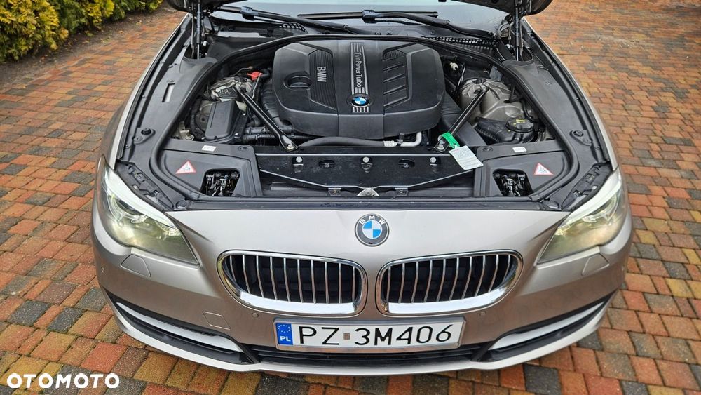 BMW Seria 5 520d - 28