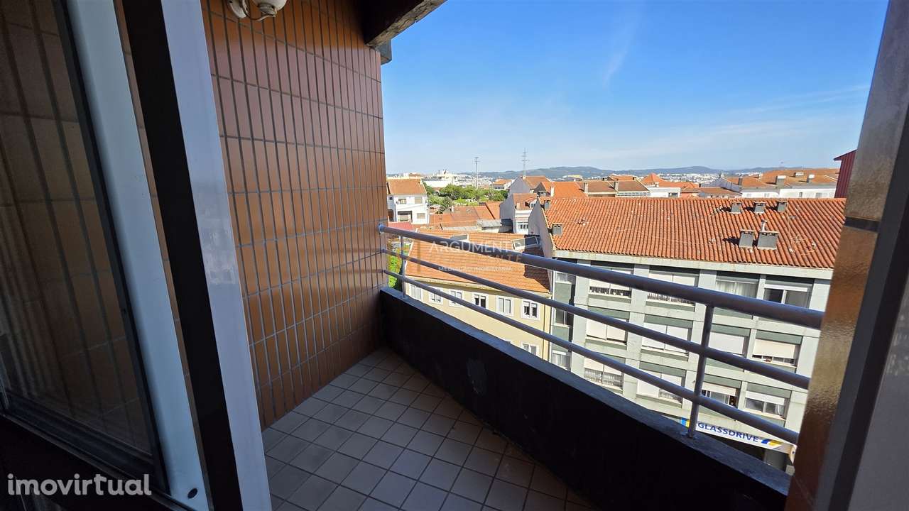 Apartamento T2 Venda em Rio Tinto,Gondomar - Grande imagem: 2/41