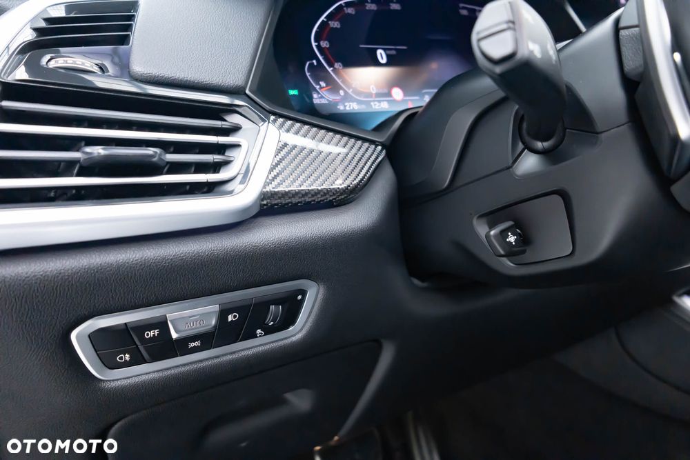 BMW X5 xDrive30d mHEV - 24