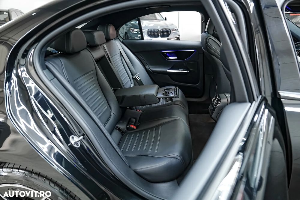 Mercedes-Benz C 300 e 9G-TRONIC AMG Line - 35