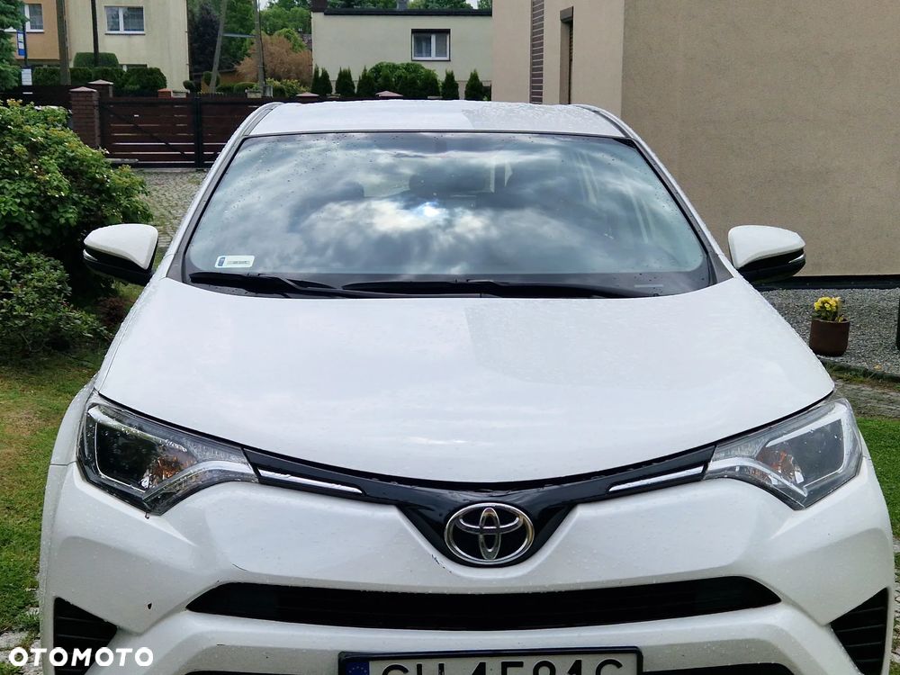 Toyota RAV4 2.0 D-4D Active 4x2 - 6