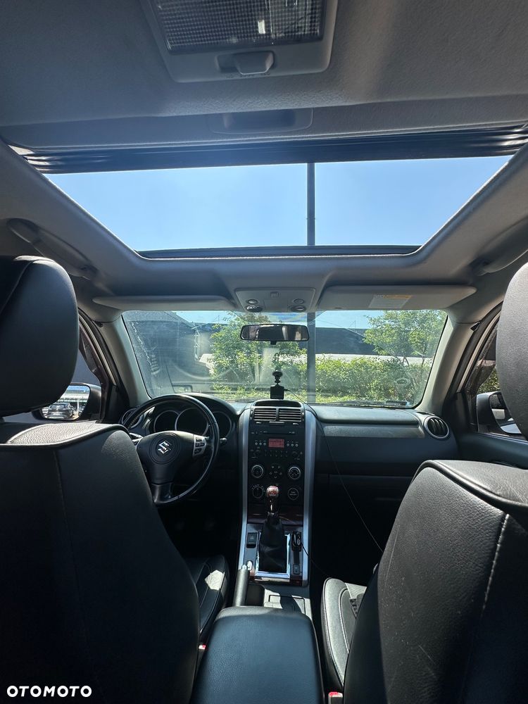 Suzuki Grand Vitara 1.9 DDiS - 12
