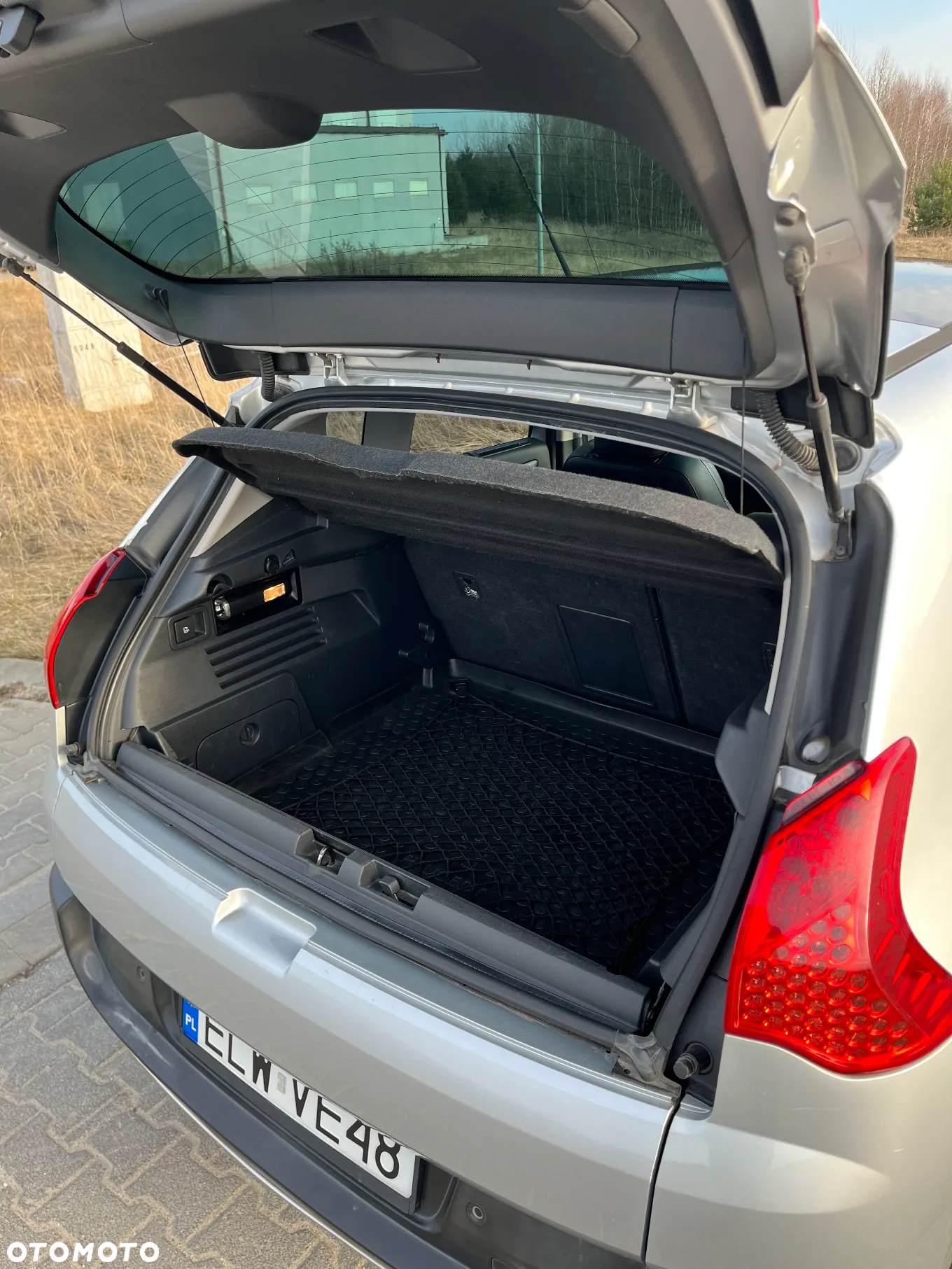 Peugeot 3008 1.6 HDi Premium - 24