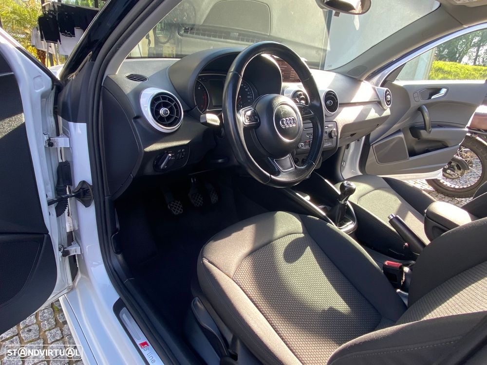 Audi A1 Sportback 1.6 TDI S-line - 30