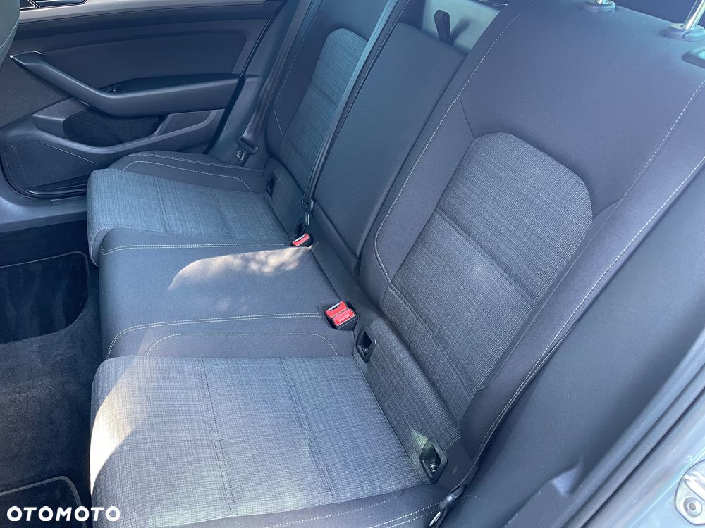 Volkswagen Passat 2.0 TSI Business DSG - 20