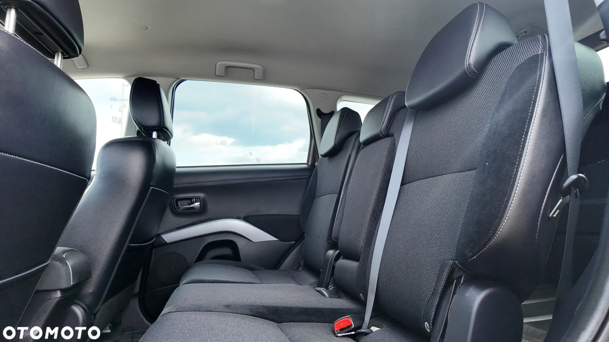 Mitsubishi Outlander 2.0 2WD - 31