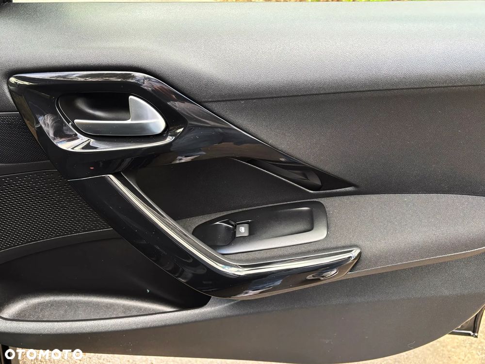 Peugeot 208 PureTech 82 Start & Stop Active - 28