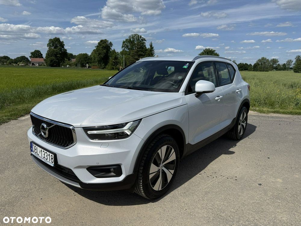Volvo XC 40 D3 Momentum Pro - 2