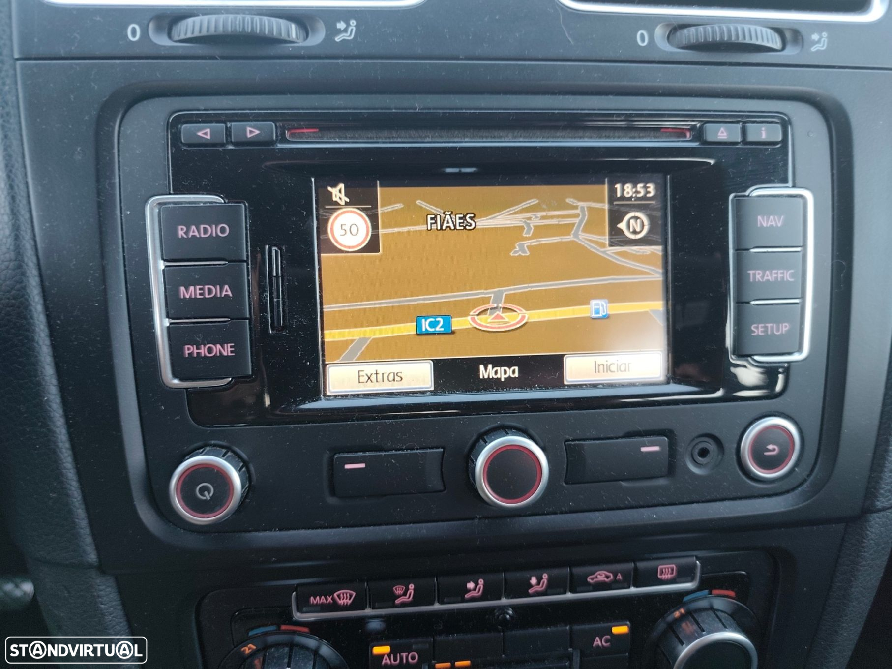 VW Golf Variant 1.6 TDi Confortline - 19