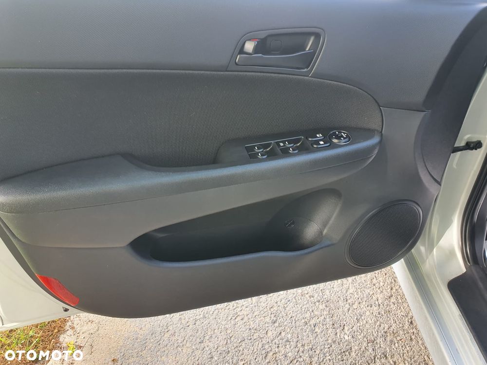 Hyundai i30 i30cw 1.4 Comfort - 16