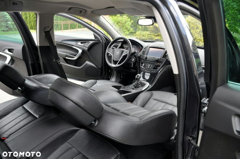 Opel Insignia - 23