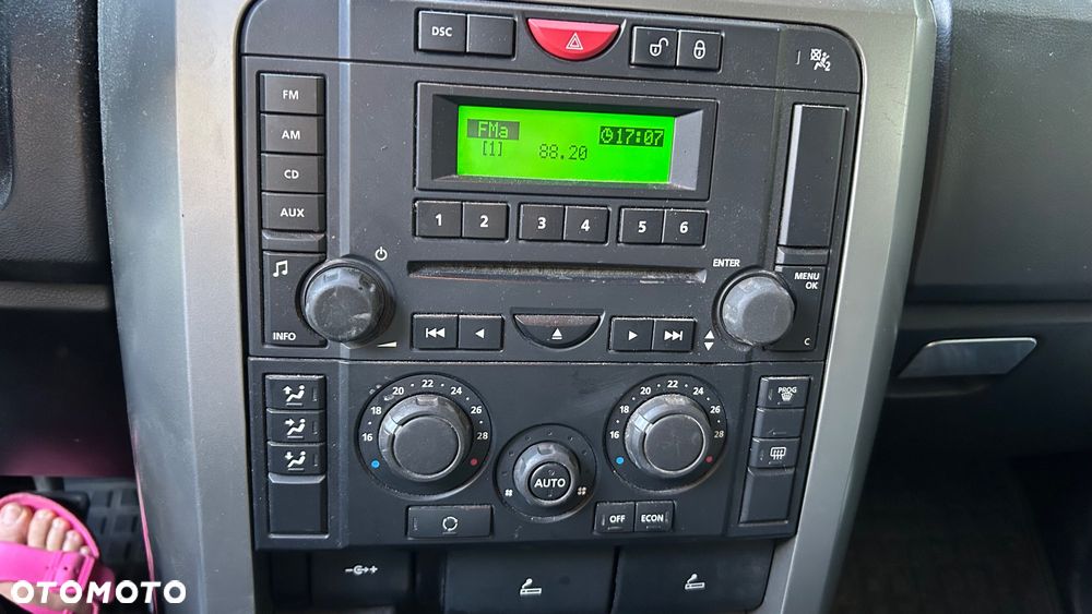 Land Rover Discovery 2.7D V6 S - 6