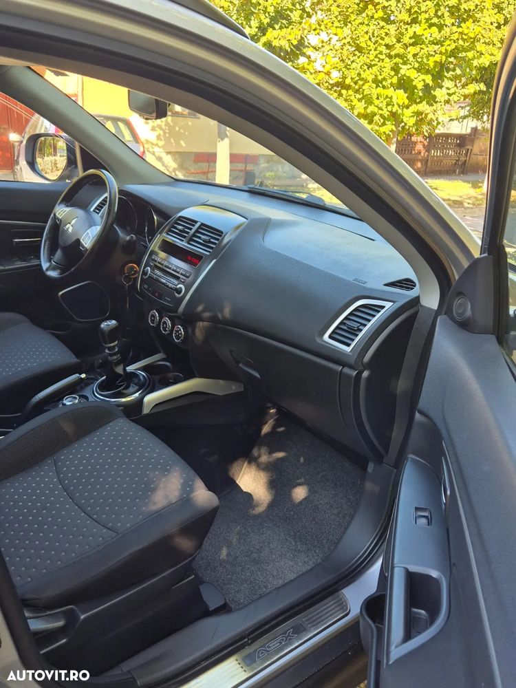 Mitsubishi ASX - 6