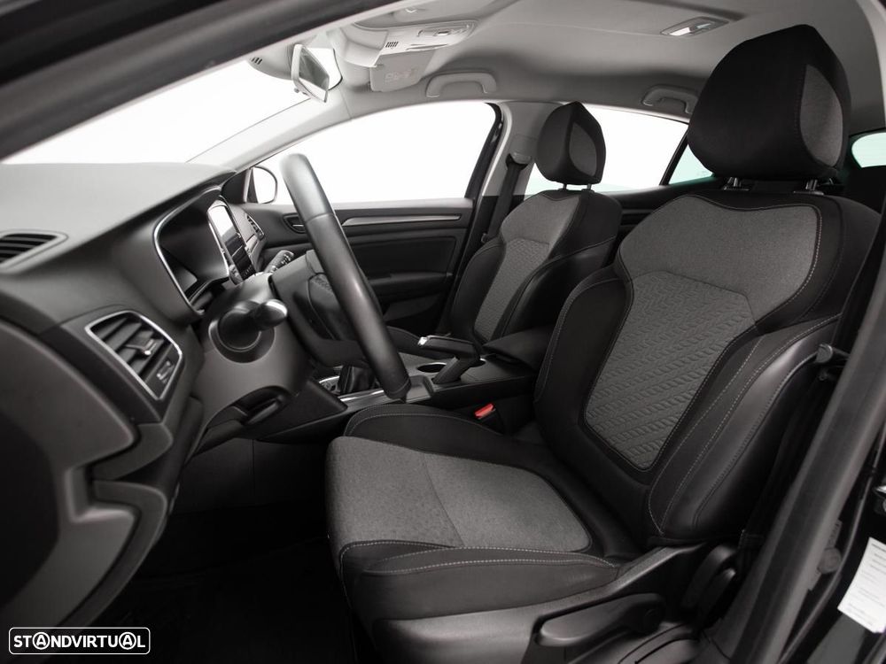Renault Mégane 1.5 Blue dCi Limited - 9