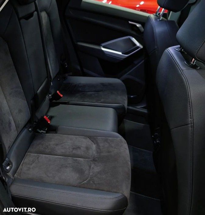 Audi Q3 45 TFSIe S tronic - 13