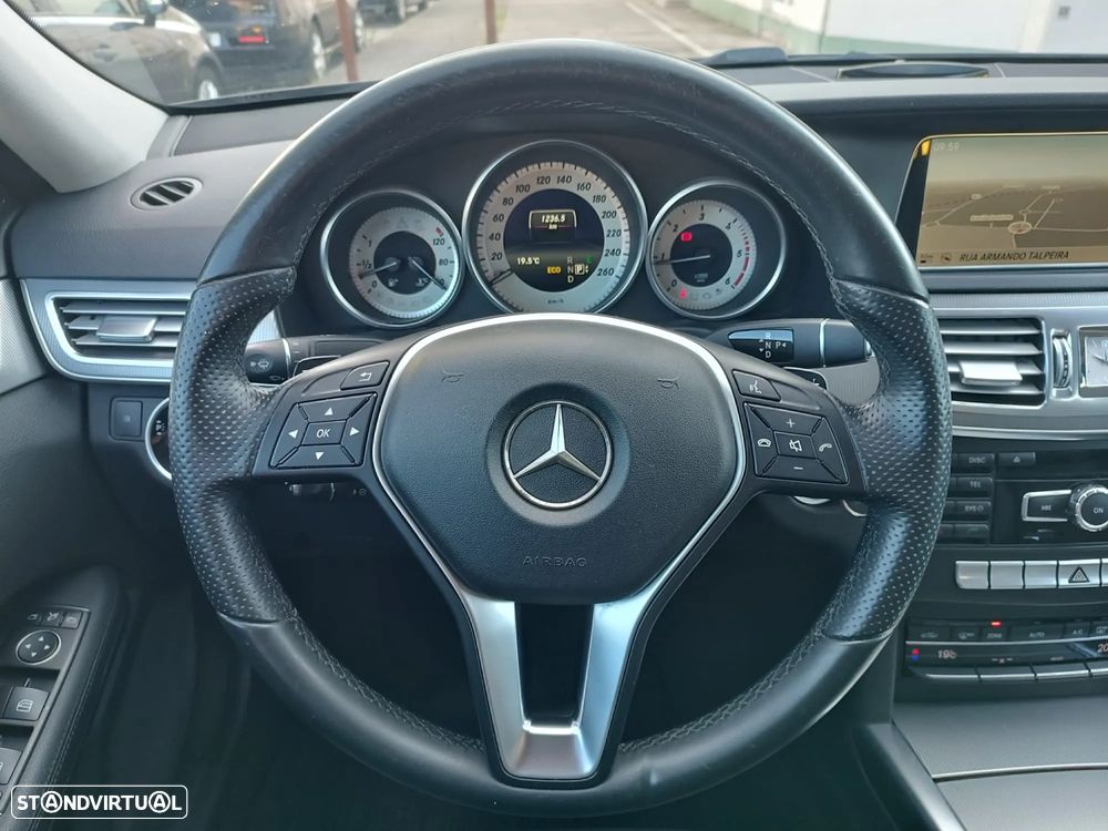 Mercedes-Benz E 220 BlueTEC Avantgarde Auto. - 15