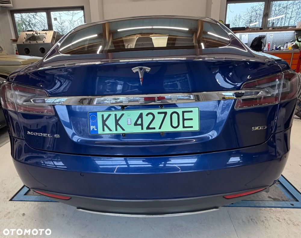Tesla Model S 90D Allradantrieb - 3