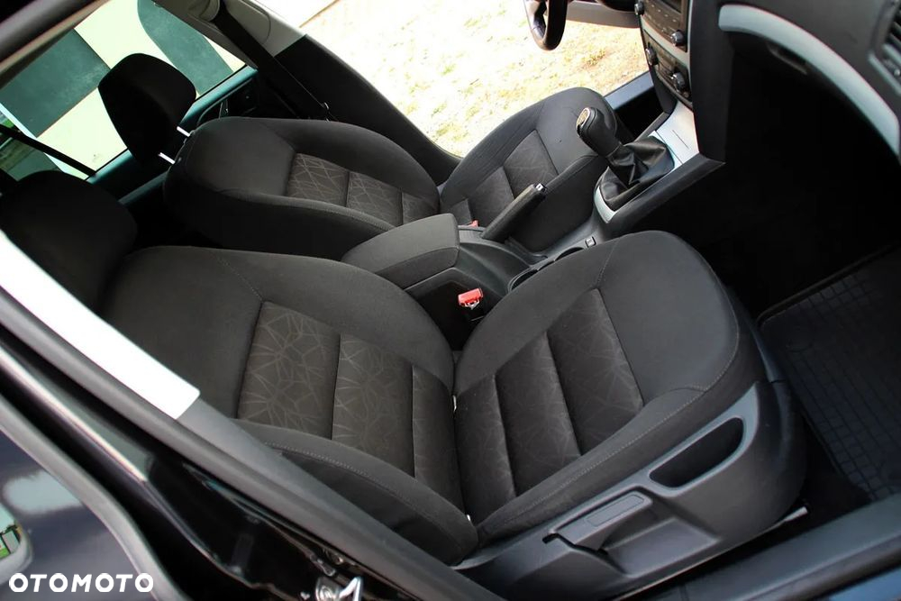 Skoda Octavia 1.8 TSI FAMILY - 29