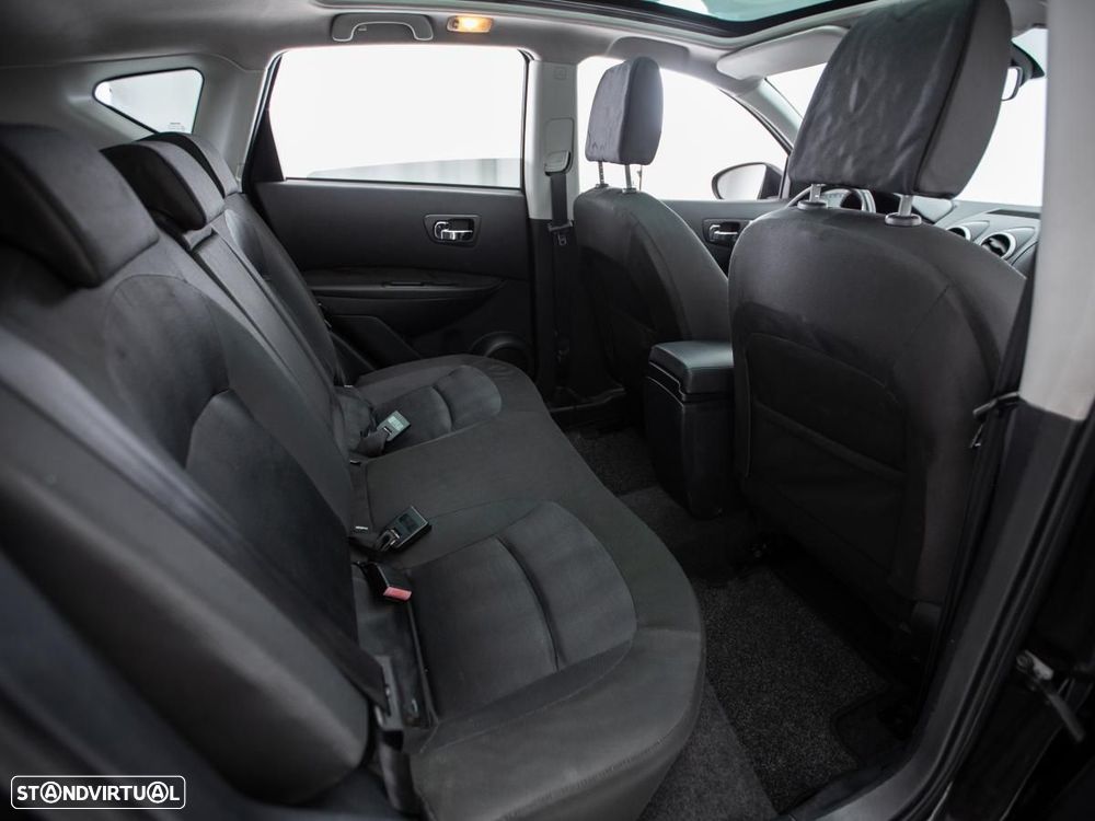 Nissan Qashqai - 11