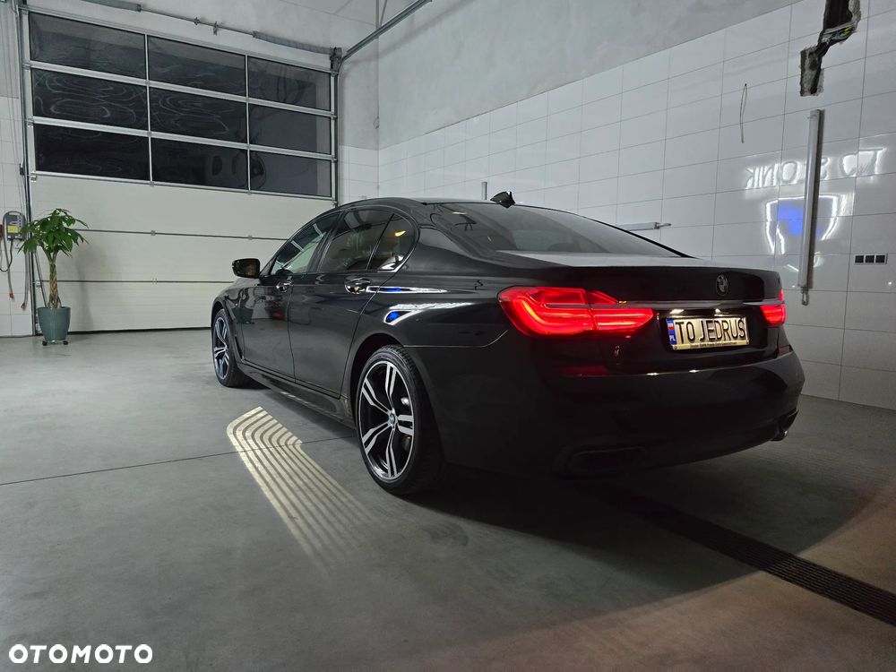 BMW Seria 7 730d xDrive - 39