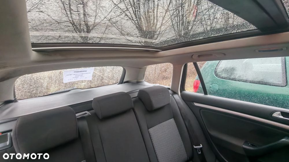 Volkswagen Golf 1.6 TDI BlueMot Trendline - 24