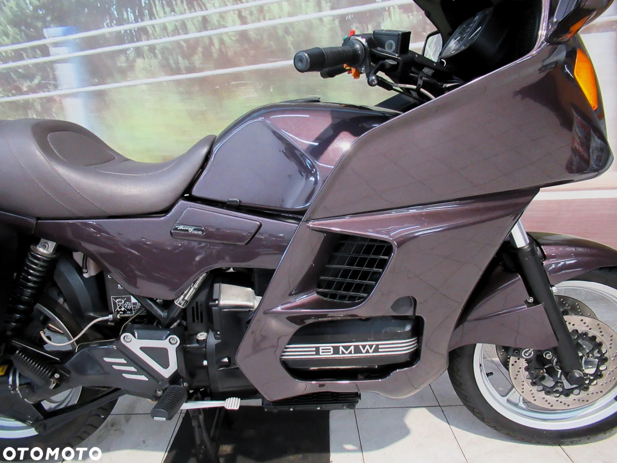 BMW K - 19