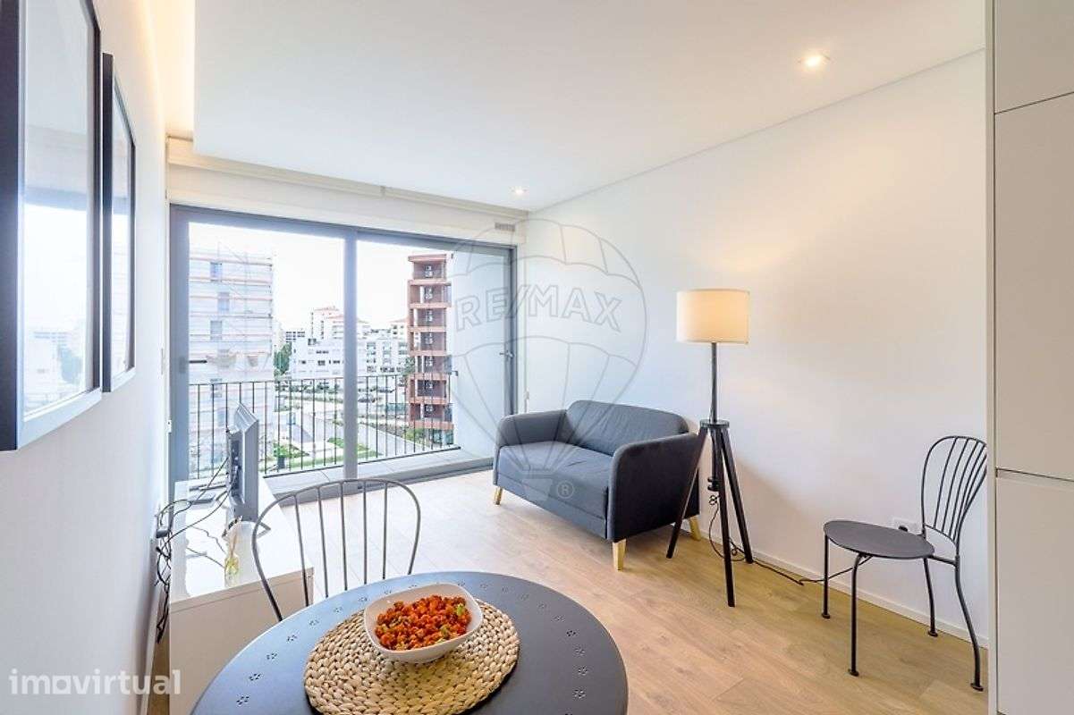Apartamento T1 para arrendamento - Grande imagem: 4/19