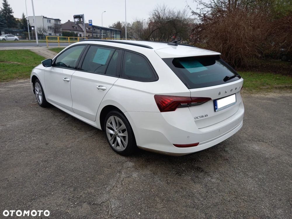 Skoda Octavia 2.0 TDI Ambition DSG - 6