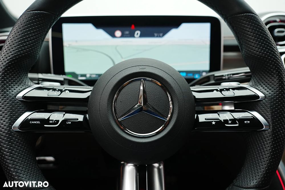 Mercedes-Benz C 200 4Matic 9G-TRONIC AMG Line - 26