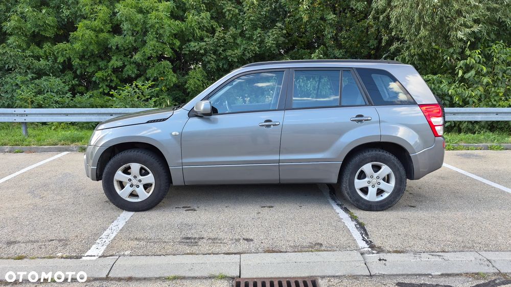 Suzuki Grand Vitara - 3