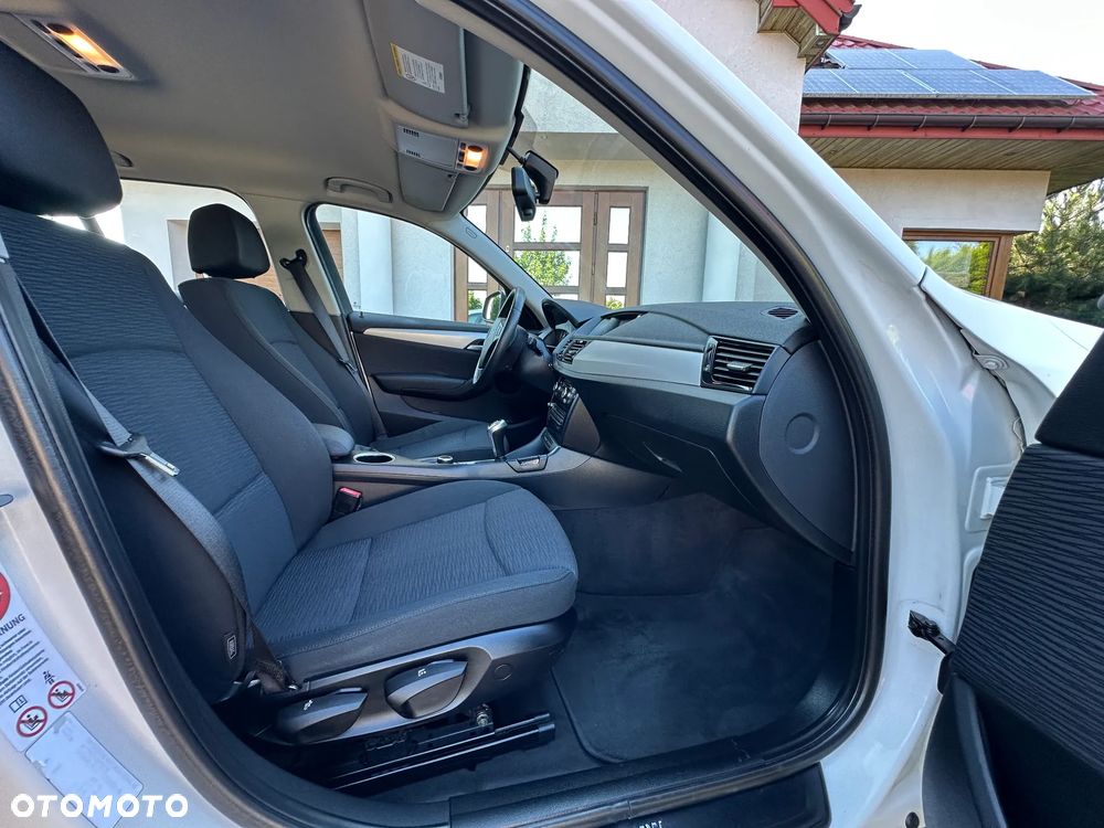 BMW X1 sDrive18i xLine - 20