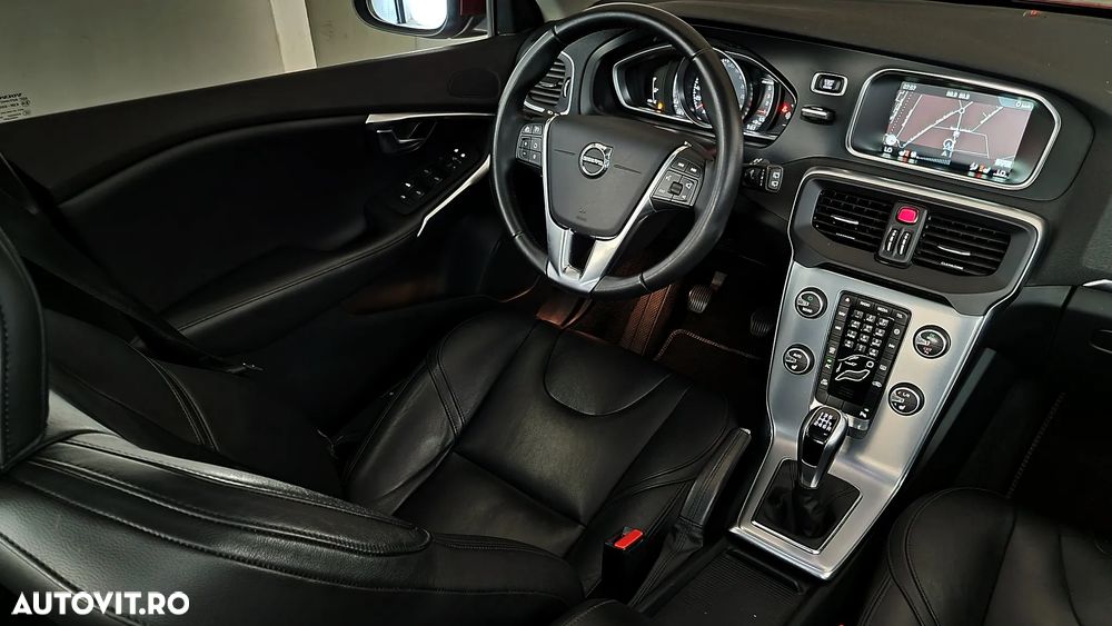 Volvo V40 D2 Inscription - 3