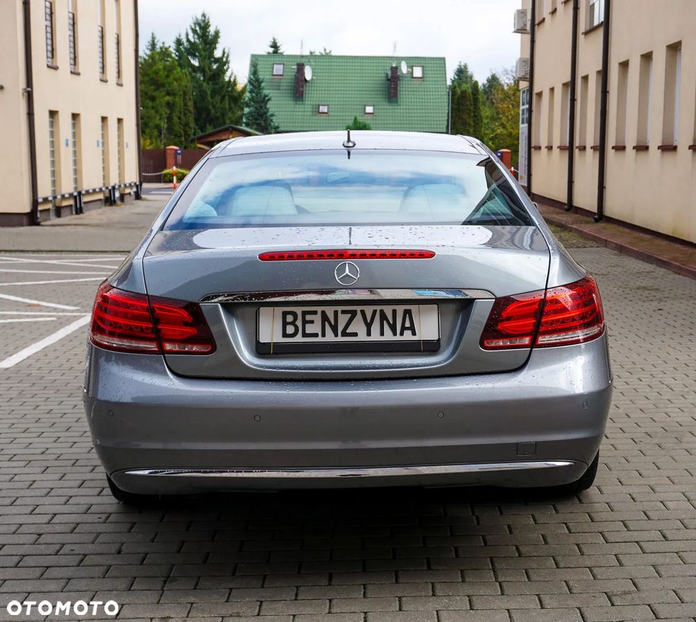 Mercedes-Benz Klasa E 200 7G-TRONIC - 21