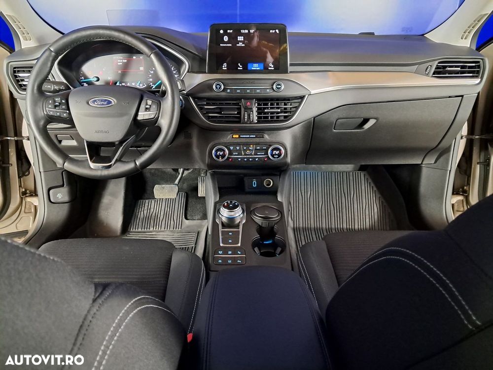 Ford Focus - 14