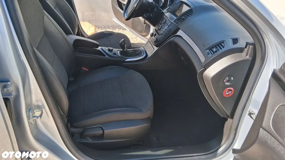 Opel Insignia 1.6 Turbo Cosmo - 14