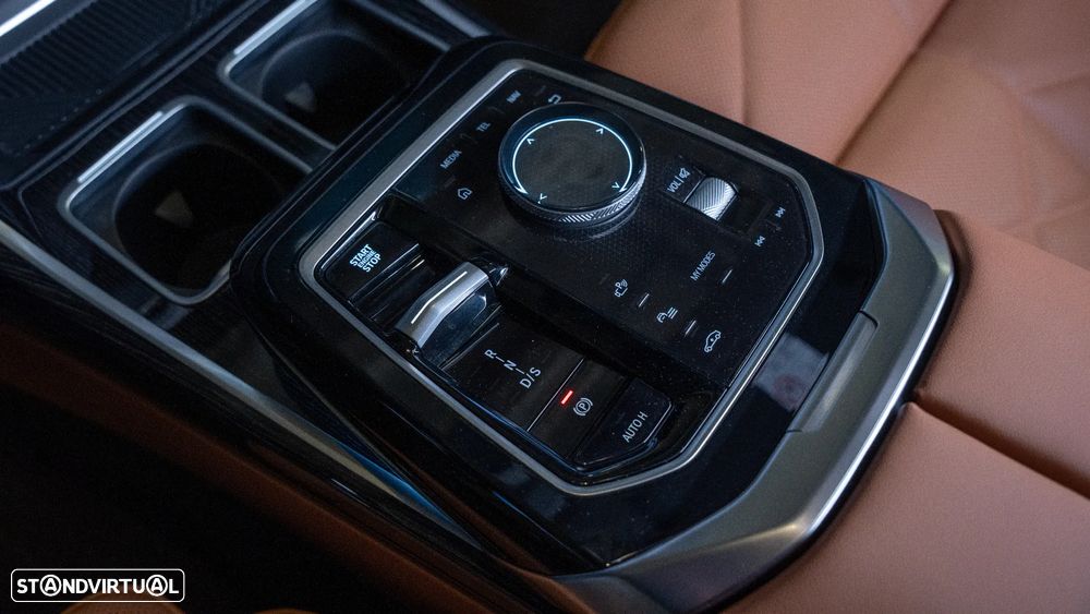 BMW 740 d xDrive Pack Desportivo M Pro - 18