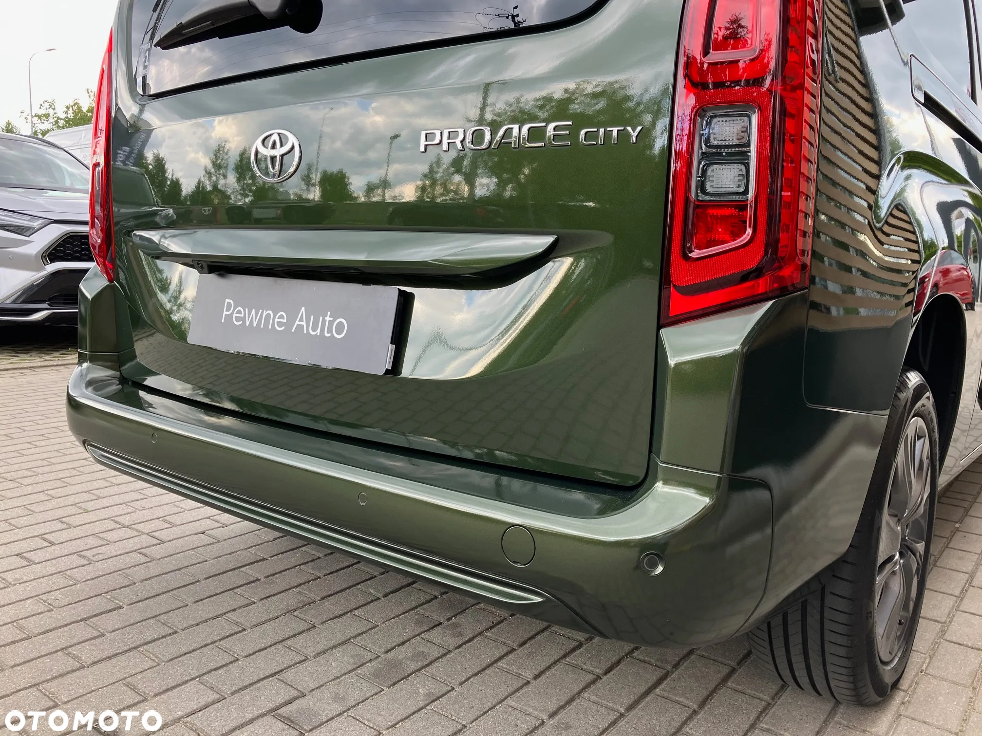 Toyota Proace City Verso 1.5 D-4D Family - 11
