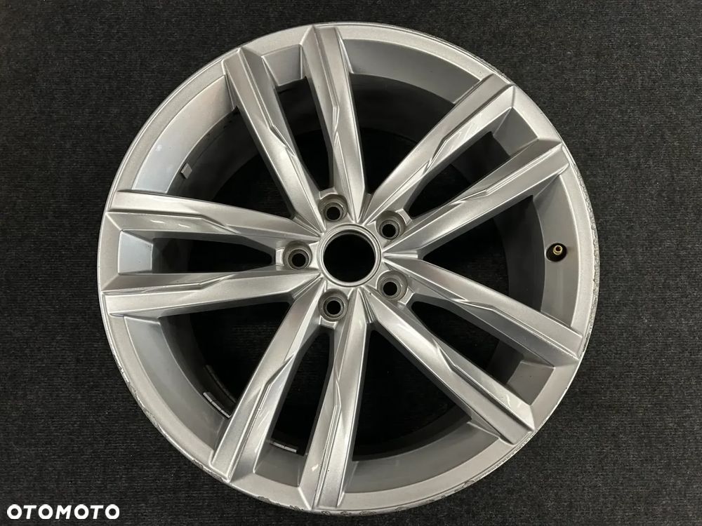 Alufelga VW Passat B8 18 cali 5x112 1szt. 3G0601025H - 1