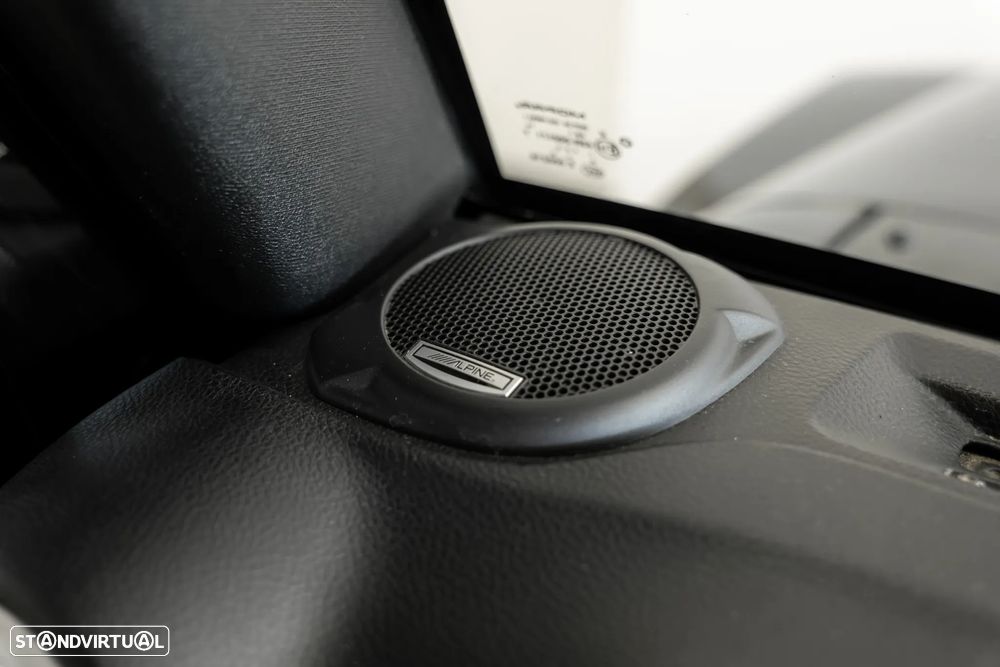 Jeep Wrangler Unlimited 2.8 CRD ATX Sahara Adventure Edition - 22